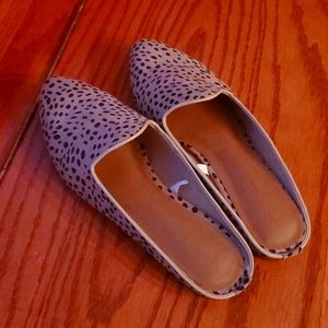 Universal Thread leopard mules